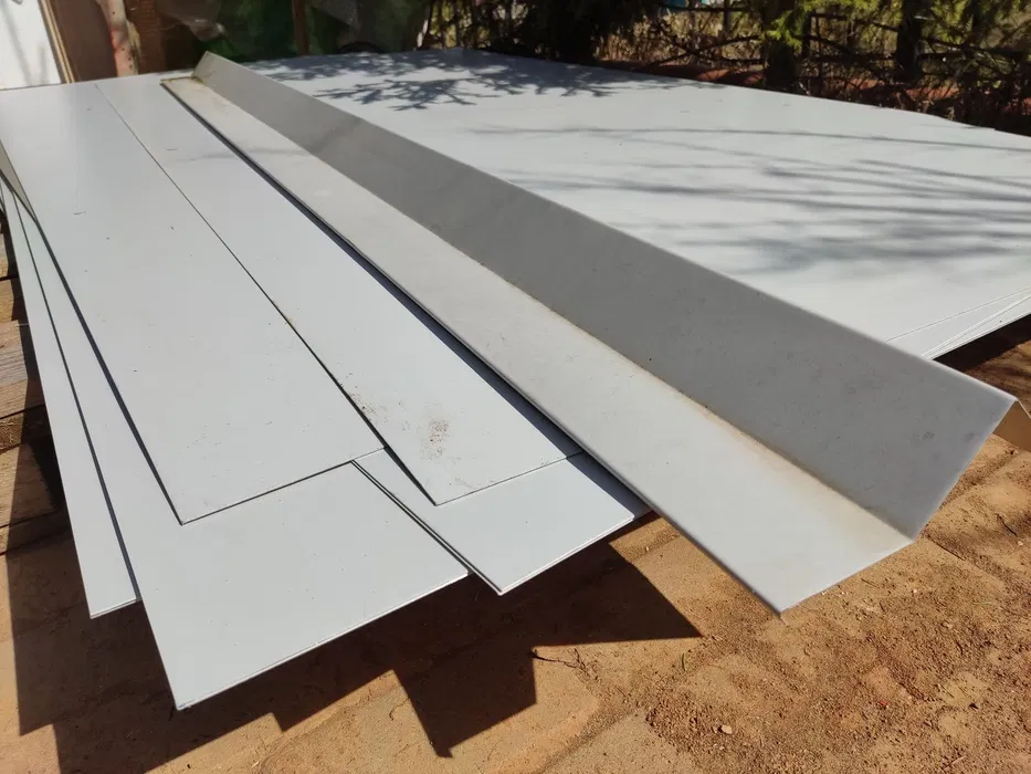 ПВХ-металл PLASTFOIL FERROPLAST 1000x2000 метал-0,6 мм,пвх0,8 RAL 7030