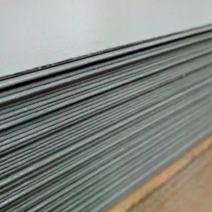 ПВХ-металл PLASTFOIL FERROPLAST 1000x2000 метал-0,6 мм,пвх0,8 RAL 7030