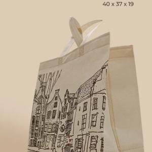 Удобные и надежные сумки из спанбонда: для покупок, упаковки