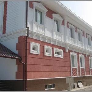 Issiqlik izolyatsiyasi mahsulotlari Teplofasad 18-19 kg / m3