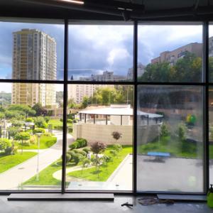 Ofis oynalarini tonirovka qilish