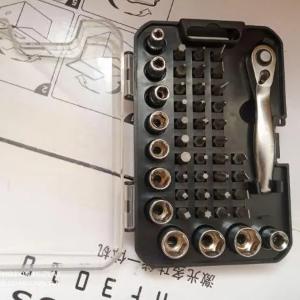 Наборы отверток с насадками (битами) "Green Horse"