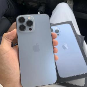Смартфон Apple iPhone 13 Pro