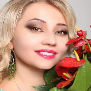 S2-526 HONEY 0.00 2PS с Раствором Цветные КАРИЕ  2 Линзы+Раствор в Подарок