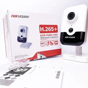 Камера 4MP кубическая IP камера DS-2CD2443G0E-I (звуковая)