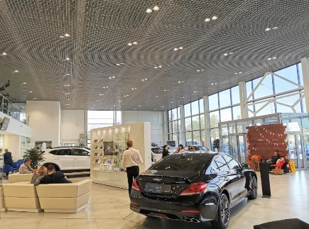 Теплопанели для автосалонов