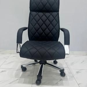 Кресло офисное для руководителя Diamond