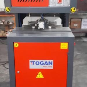 Автоматический станок для очистки одно угольных профил.углов