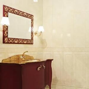 Seramika plitkalari Valentino Crema Marfil (Italiya)