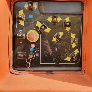 Коленчатый дизельный подъемник JLG 800 AJ