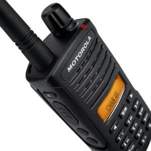 Радиостанция Motorola XT 660D