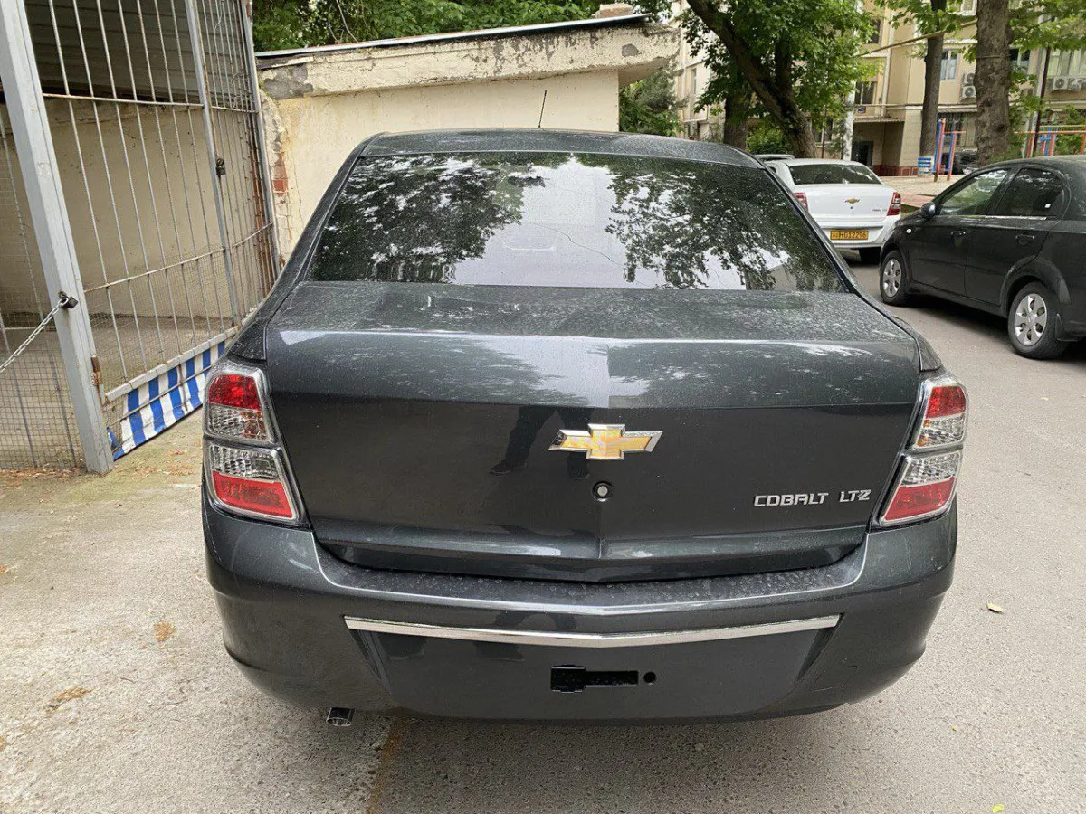 COBALT MIDNIGHT 2025 Avtomobil
