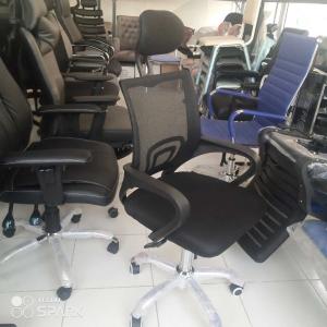 Офисные кресла зарубежные привозные