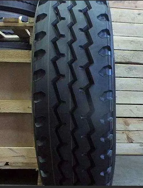 Автошина 12.00R20 (320R508) мод. XR926 PR 20 SAFERUN