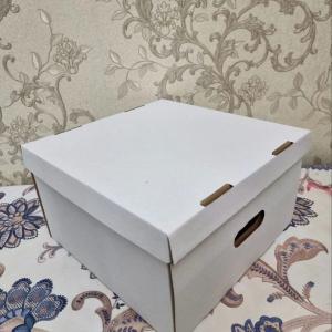 3х слойная белая гофро коробка с ручками