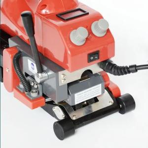 Geomembranni payvandlash uchun dazmol mashinasi (payvandlash quroli)