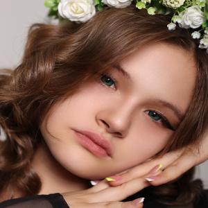 S2-525 GREEN  0.00 2PS с Каплей YASHIL, 2ta linza+Ko‘z tomchilari sovg‘a sifatida