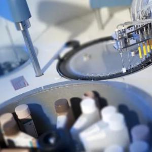 Avtomatik biokimyoviy analizator Erba XL-200