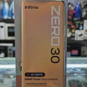 Смартфон Infinix Zero 30 16/256GB