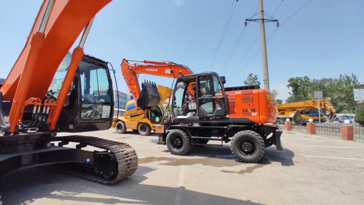 Ekskavator ZX170W-5A