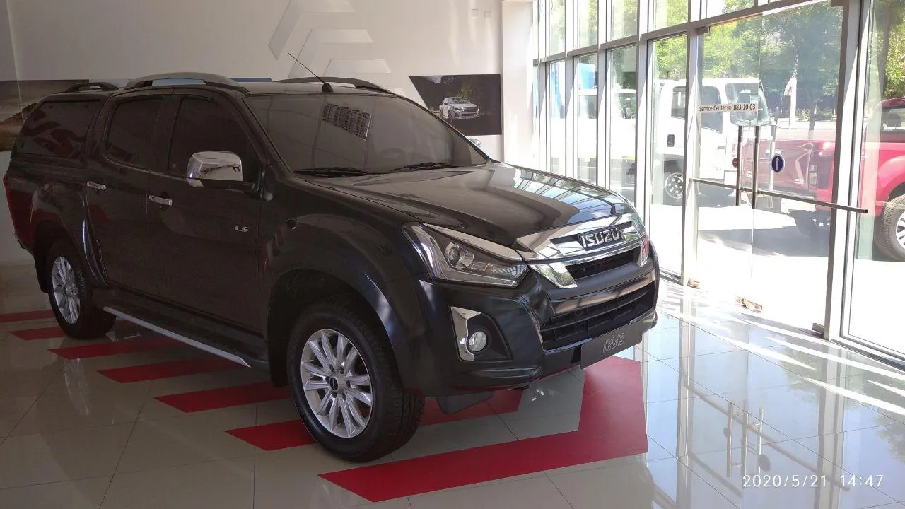 ISUZU