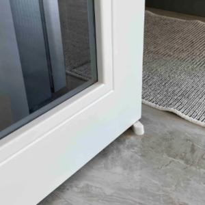 Eshikning sirpanmaydigan rezina to'xtatuvchisi