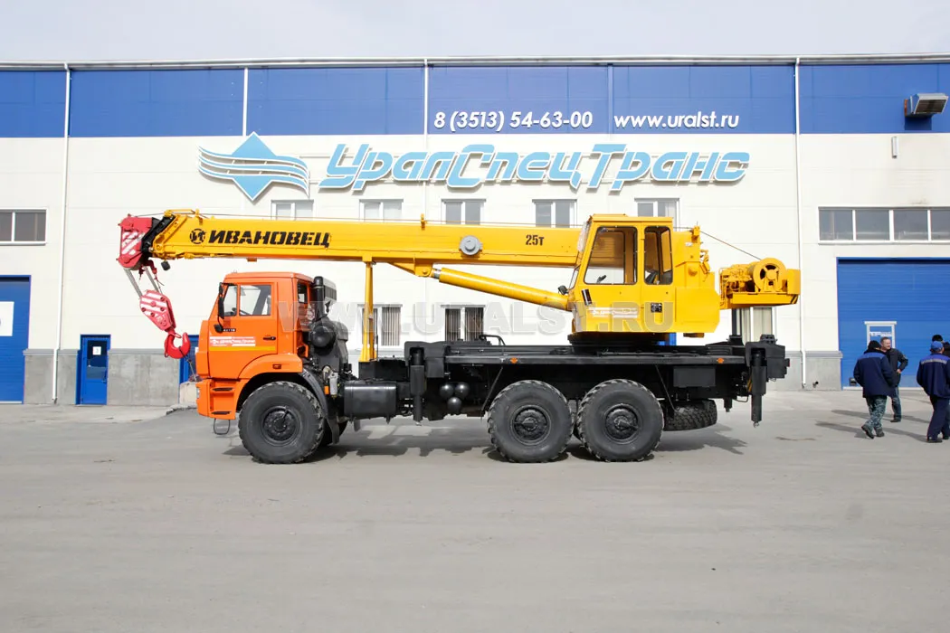 Автокран CST-25 на шасси КАМАЗ (6х6)