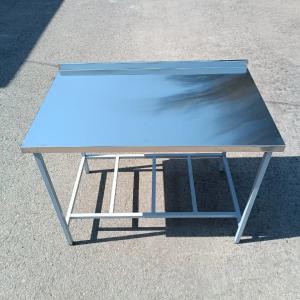 Стол производственный из нержавейки. Стол нержавейка 114×70×85 (h