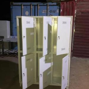 Шкафы для одежды, металлические