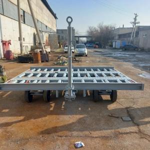 8 tonnalik aerodrom bagaj aravalari (palletlar uchun).