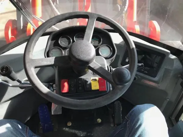 Фронтальный погрузчик EVERUN ER28