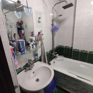 Kvartira 3/4/4, 65m2