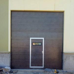 Секционные ворота для холодильных камер