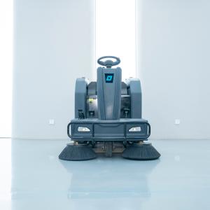 Подметальная машина для уборки больших общественных площадей Clemar U135