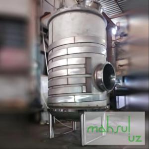 500 dan 2000 litrgacha bo'lgan bug 'isitishli vakuumli tanklar