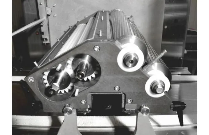 Двухбункерная тестоотсадочная машина «Вектор-220» (Россия)