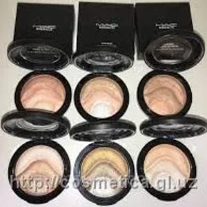 Хайлайтер MAC