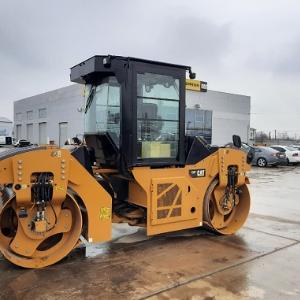 Двухвальцовый вибрационный каток CAT [CB7]