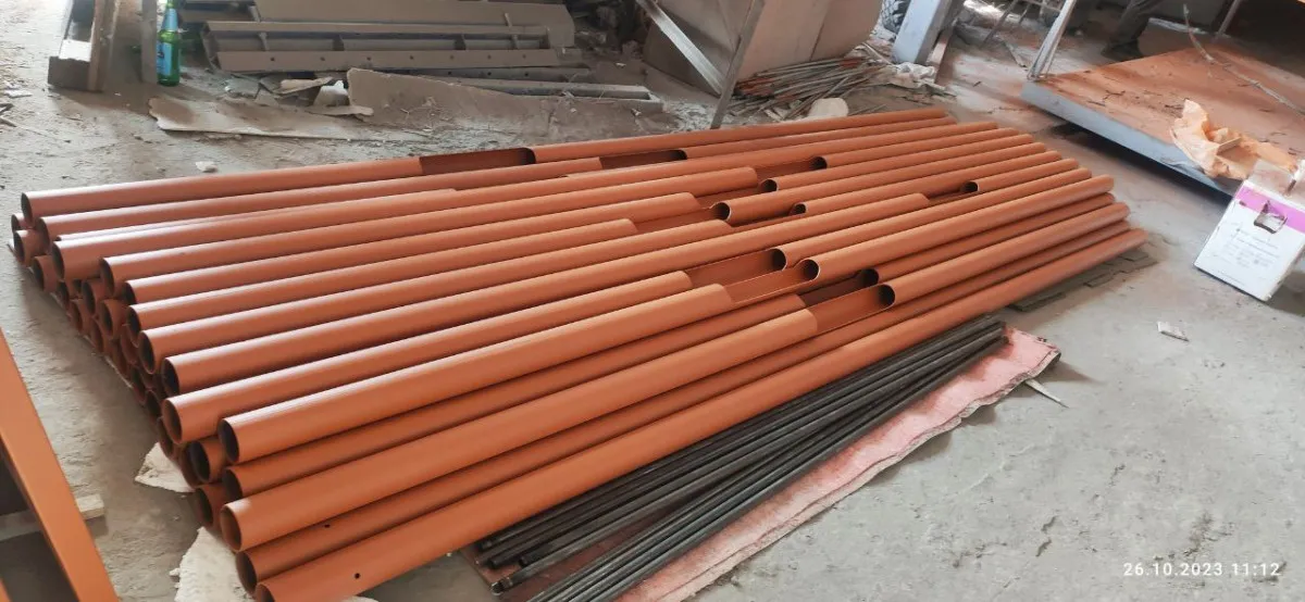 Metalldan har-hil construkciyalar yasaymiz. Lazer, plasma, bukgich, kesgich, tokar va frezor ctanoklarida metallga ishlov beramiz va sizga SIFATLI hizmat korsatamiz.