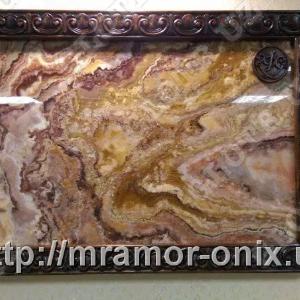 Qattiq yog'och ramkada oniks paneli