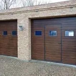 Гаражные секционные ворота с калиткой серии PRESTIGE