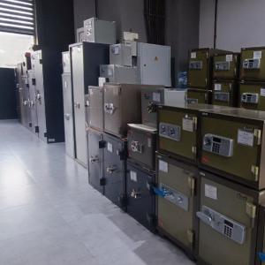 Офисный сейф AIKO TM-25 EL