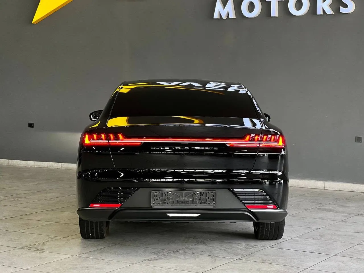 Elektr avtomobil BYD Han 608km 2022