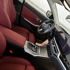 Электромобиль BMW i3