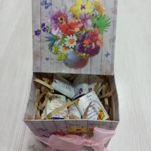 Конфеты с пожеланиями на праздник