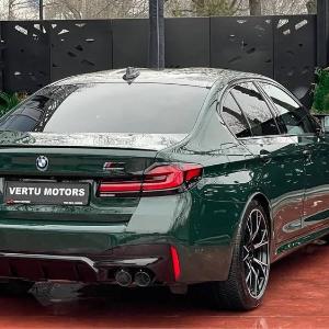 Электромобиль BMW M5 2023