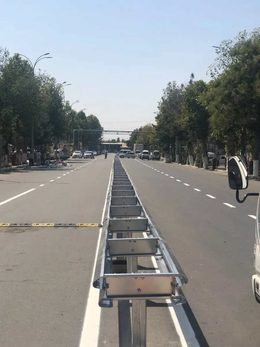 Ikki qavatli ikki tomonlama yo'l to'siqlari