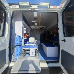 Машина скорой помощи - внедорожник BAW Warrior Ambulance