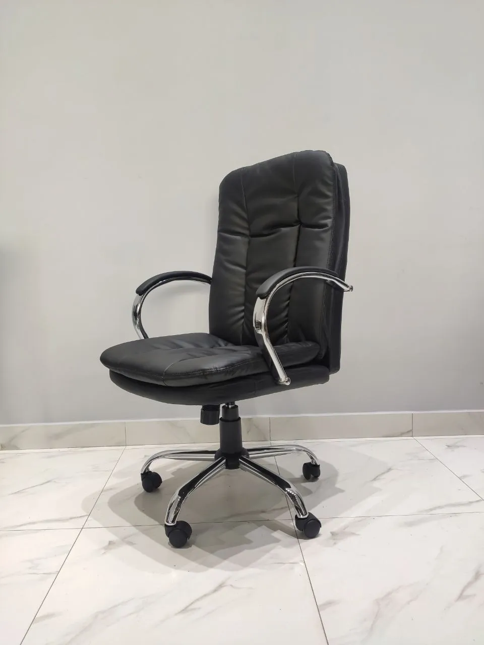 Rojer ofis kreslosi