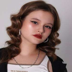 E11B CHARMING BLACK  0.00 2PS с Раствором Цветные ЧЕРНЫЕ линзы, для красоты, 2 Линзы+Раствор в Подарок.